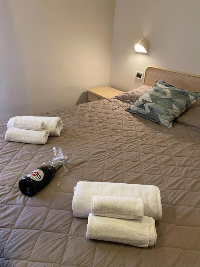 Hotel Losanna Rimini Buitenkant foto